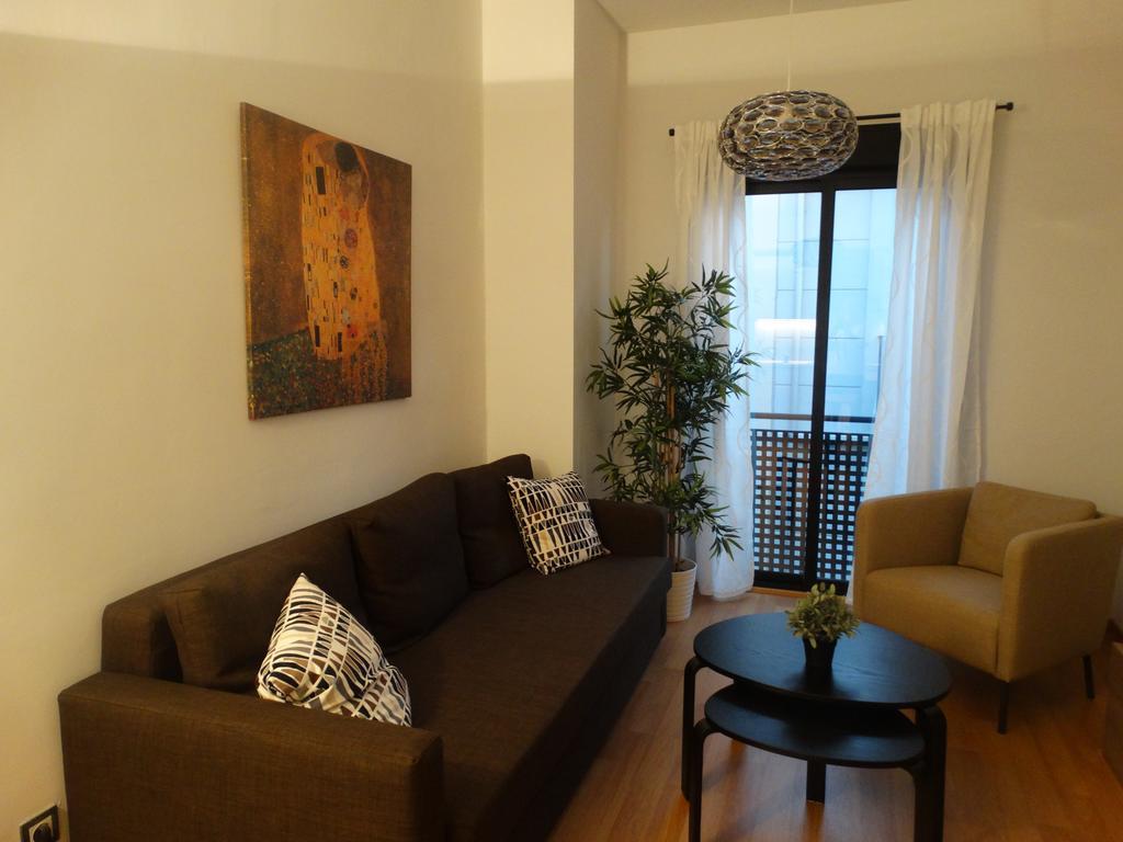 Malaga Apartamentos - Jinetes, 14 エクステリア 写真