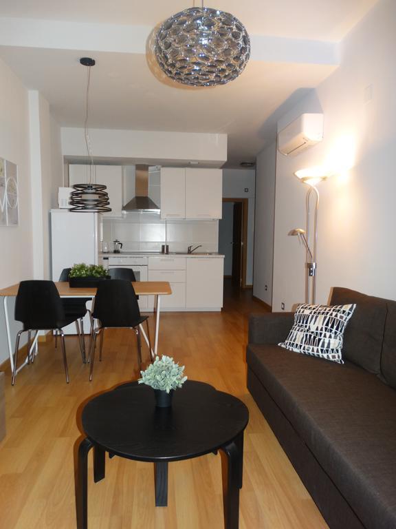 Malaga Apartamentos - Jinetes, 14 エクステリア 写真