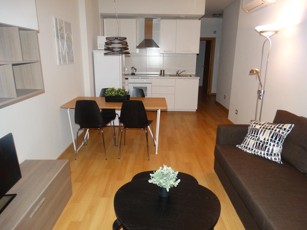 Malaga Apartamentos - Jinetes, 14 エクステリア 写真