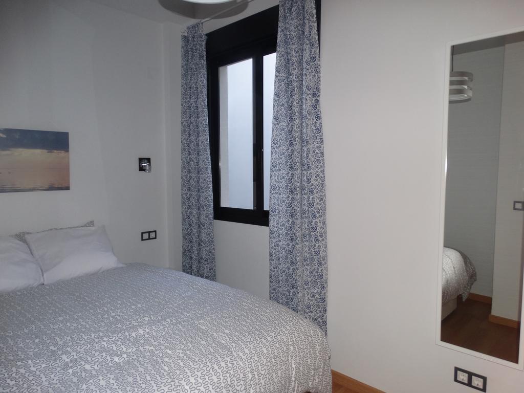 Malaga Apartamentos - Jinetes, 14 エクステリア 写真